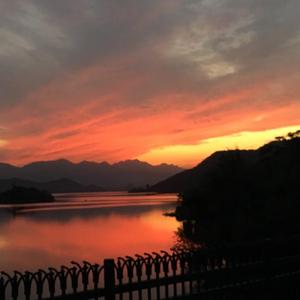 男人给女人添p添到高潮图片
